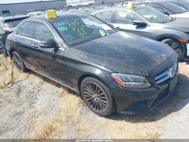 45797124 :رقم المزاد ، W1KWF8DB1MR636291 vin ، 2021 Mercedes-benz C 300 Sedan مزاد بيع