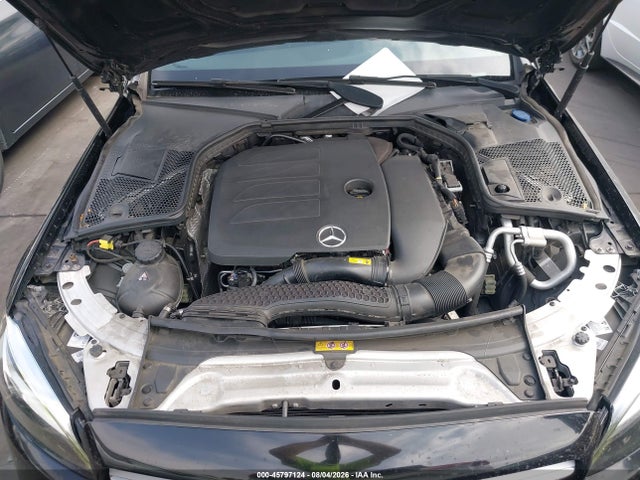 45797124 :رقم المزاد ، W1KWF8DB1MR636291 vin ، 2021 Mercedes-benz C 300 Sedan مزاد بيع