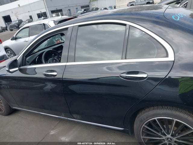 45797124 :رقم المزاد ، W1KWF8DB1MR636291 vin ، 2021 Mercedes-benz C 300 Sedan مزاد بيع