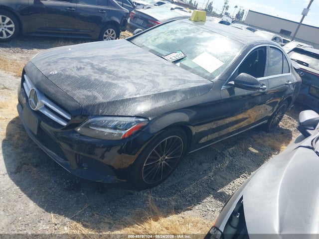 45797124 :رقم المزاد ، W1KWF8DB1MR636291 vin ، 2021 Mercedes-benz C 300 Sedan مزاد بيع