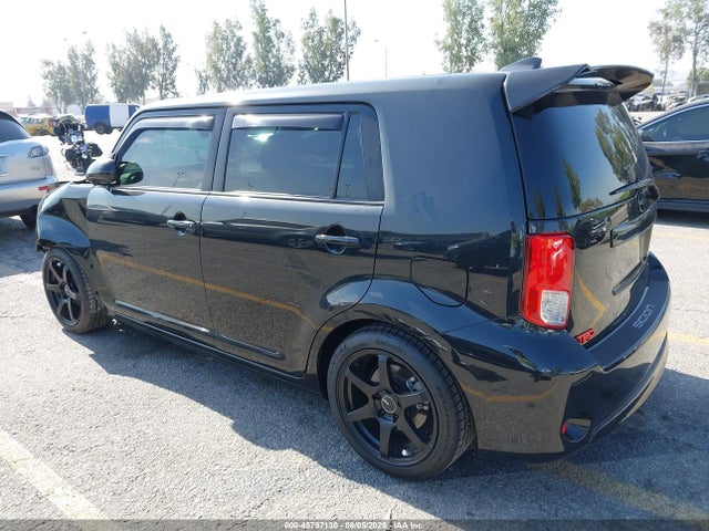 Scion XB 2015 JTLZE4FE4FJ077898 Image 3