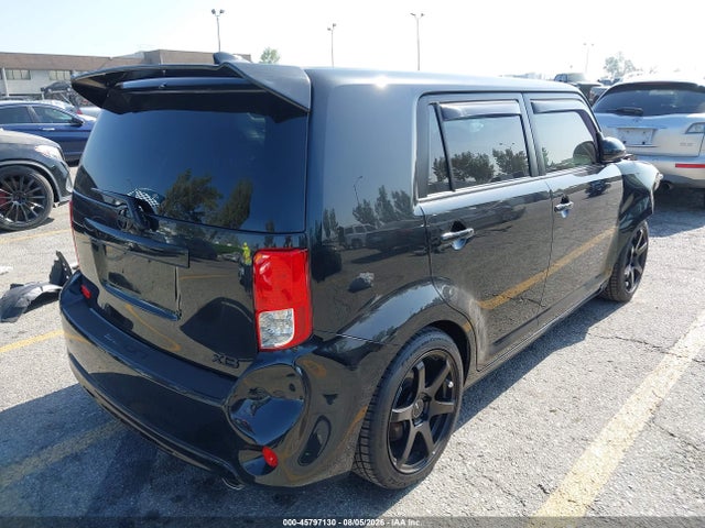 Scion XB 2015 JTLZE4FE4FJ077898 Image 4