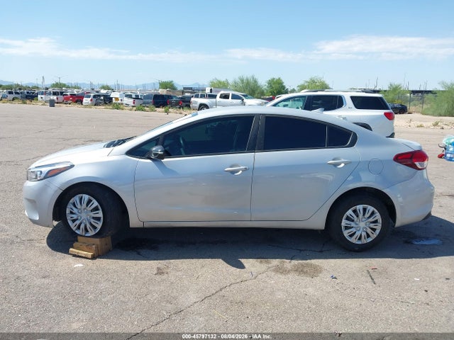 KIA FORTE LX 2017 3KPFK4A74HE017779 Image 14