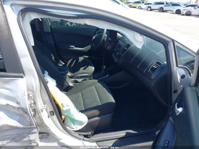 KIA FORTE LX 2017 3KPFK4A74HE017779 Image 5