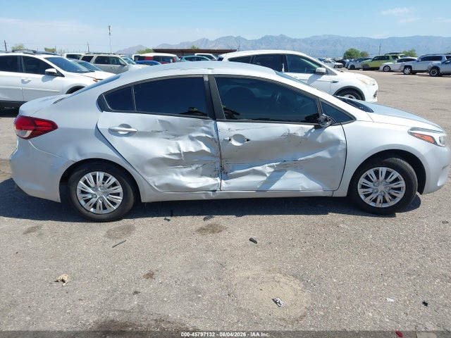KIA FORTE LX 2017 3KPFK4A74HE017779 Image 6