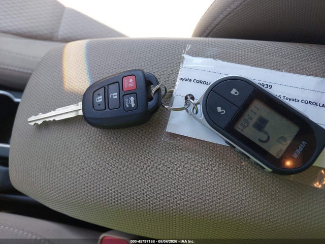 2016 Toyota Corolla Le Plus მანქანა იყიდება აუქციონზე, vin: 5YFBURHE6GP442301, აუქციონის ნომერი: 45797168