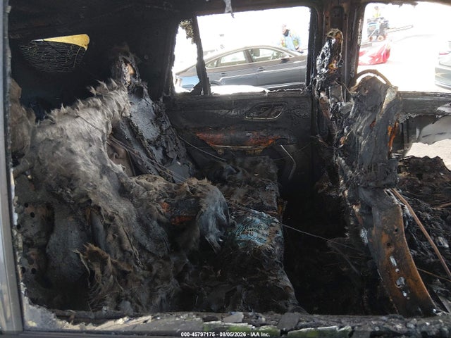 45797175 :رقم المزاد ، 1GKS2BKD9MR255623 vin ، 2021 Gmc Yukon 4wd Slt مزاد بيع