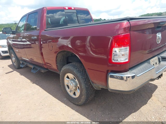 45797193 :رقم المزاد ، 3C6UR5CL4MG579335 vin ، 2021 Ram 2500 Tradesman  4x4 6'4 Box مزاد بيع