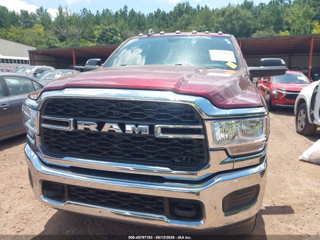 45797193 :رقم المزاد ، 3C6UR5CL4MG579335 vin ، 2021 Ram 2500 Tradesman  4x4 6'4 Box مزاد بيع