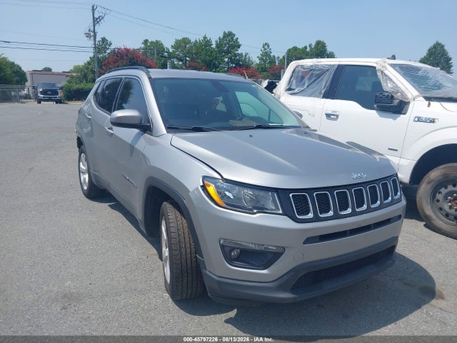 45797226 :رقم المزاد ، 3C4NJCBB2JT425162 vin ، 2018 Jeep Compass Latitude Fwd مزاد بيع