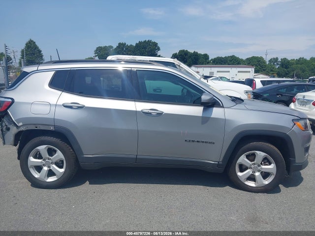 45797226 :رقم المزاد ، 3C4NJCBB2JT425162 vin ، 2018 Jeep Compass Latitude Fwd مزاد بيع