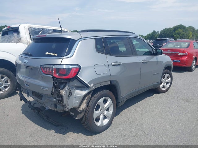 45797226 :رقم المزاد ، 3C4NJCBB2JT425162 vin ، 2018 Jeep Compass Latitude Fwd مزاد بيع