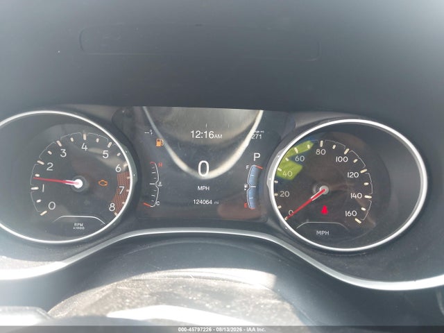 45797226 :رقم المزاد ، 3C4NJCBB2JT425162 vin ، 2018 Jeep Compass Latitude Fwd مزاد بيع