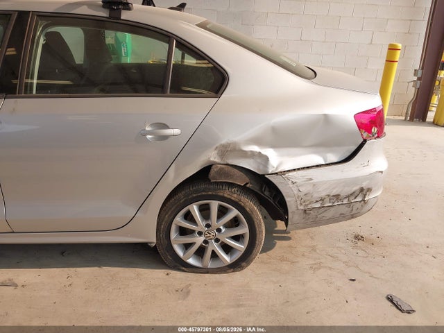 2012 Volkswagen Jetta 2.5l Se მანქანა იყიდება აუქციონზე, vin: 3VWDP7AJ6CM321889, აუქციონის ნომერი: 45797301