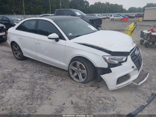 Продажа на аукционе авто 2017 Audi A3 Premium, vin: WAUAUGFF5H1039148, номер лота: 45797319