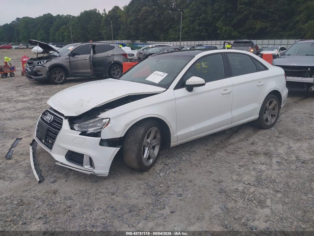 Продажа на аукционе авто 2017 Audi A3 Premium, vin: WAUAUGFF5H1039148, номер лота: 45797319