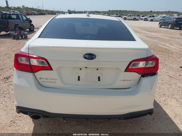 Продажа на аукционе авто 2018 Subaru Legacy 2.5i Premium, vin: 4S3BNAC63J3040184, номер лота: 45797326