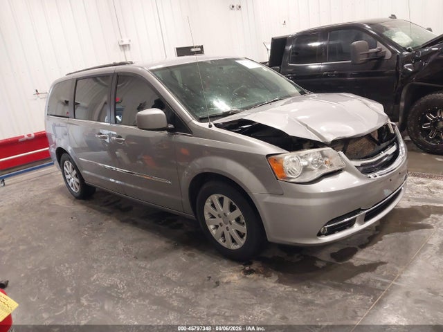 45797348 :رقم المزاد ، 2C4RC1BG1GR215045 vin ، 2016 Chrysler Town & Country Touring مزاد بيع