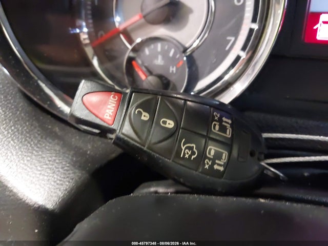 45797348 :رقم المزاد ، 2C4RC1BG1GR215045 vin ، 2016 Chrysler Town & Country Touring مزاد بيع