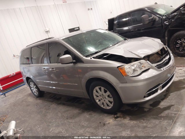 45797348 :رقم المزاد ، 2C4RC1BG1GR215045 vin ، 2016 Chrysler Town & Country Touring مزاد بيع
