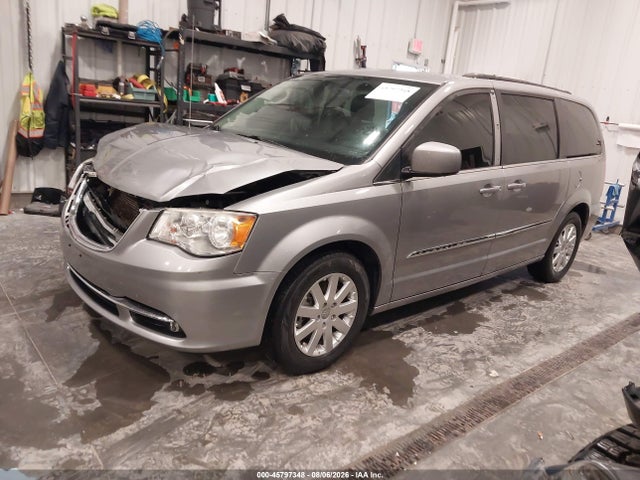45797348 :رقم المزاد ، 2C4RC1BG1GR215045 vin ، 2016 Chrysler Town & Country Touring مزاد بيع