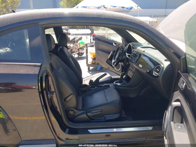 Продаж на аукціоні авто 2012 Volkswagen Beetle 2.5l, vin: 3VWJP7AT7CM632476, номер лоту: 45797360