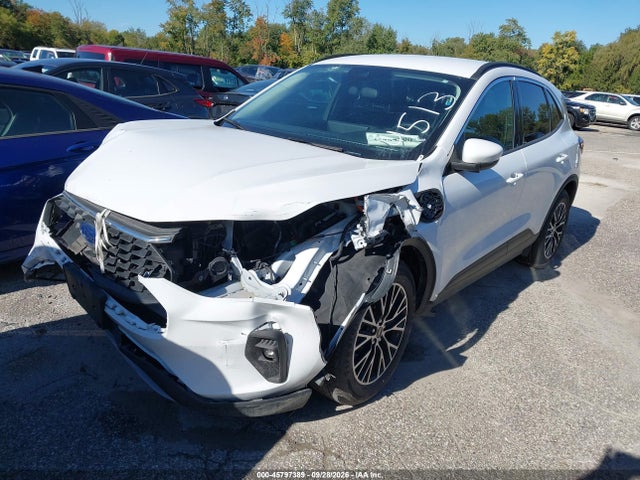 Продажа на аукционе авто 2023 Ford Escape Phev, vin: 1FMCU0E1XPUA74513, номер лота: 45797389