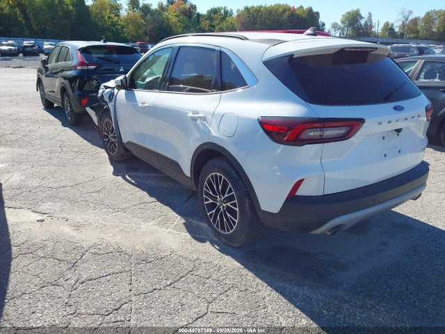 Продажа на аукционе авто 2023 Ford Escape Phev, vin: 1FMCU0E1XPUA74513, номер лота: 45797389