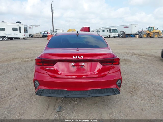 2022 Kia Forte Lxs მანქანა იყიდება აუქციონზე, vin: 3KPF24AD3NE490526, აუქციონის ნომერი: 45797390