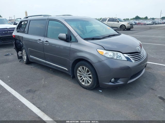 Продаж на аукціоні авто 2017 Toyota Sienna Xle Premium 8 Passenger, vin: 5TDYZ3DCXHS891941, номер лоту: 45797396