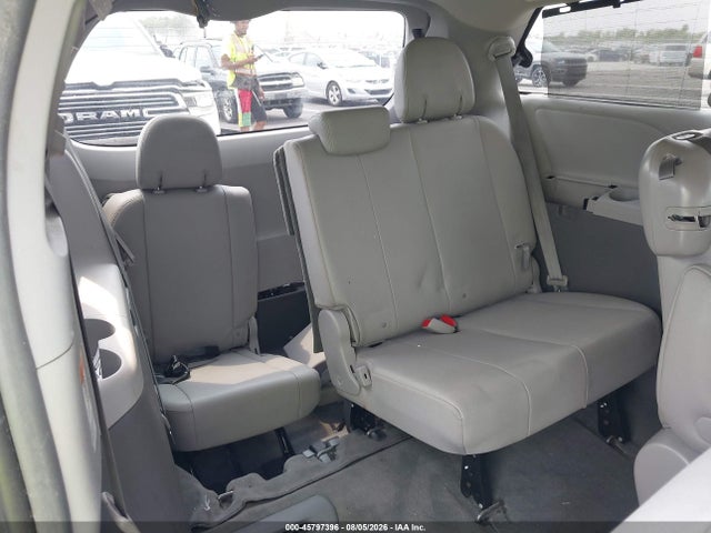 Продаж на аукціоні авто 2017 Toyota Sienna Xle Premium 8 Passenger, vin: 5TDYZ3DCXHS891941, номер лоту: 45797396