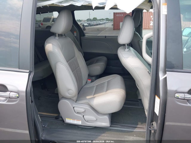 Продаж на аукціоні авто 2017 Toyota Sienna Xle Premium 8 Passenger, vin: 5TDYZ3DCXHS891941, номер лоту: 45797396