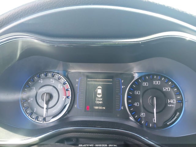 Продаж на аукціоні авто 2015 Chrysler 200 S, vin: 1C3CCCBBXFN564596, номер лоту: 45797402