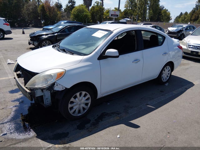 3N1CN7AP3EL825837 Nissan Versa 1.6 Sv
