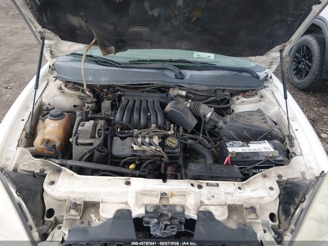 45797441 :رقم المزاد ، 1FAFP522X2A189521 vin ، 2002 Ford Taurus Lx Standard مزاد بيع