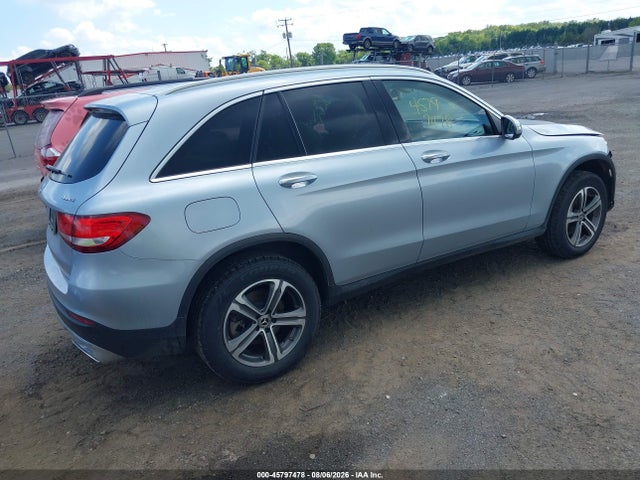 45797478 :رقم المزاد ، WDC0G4KB7HV007120 vin ، 2017 Mercedes-benz Glc 300 4matic مزاد بيع