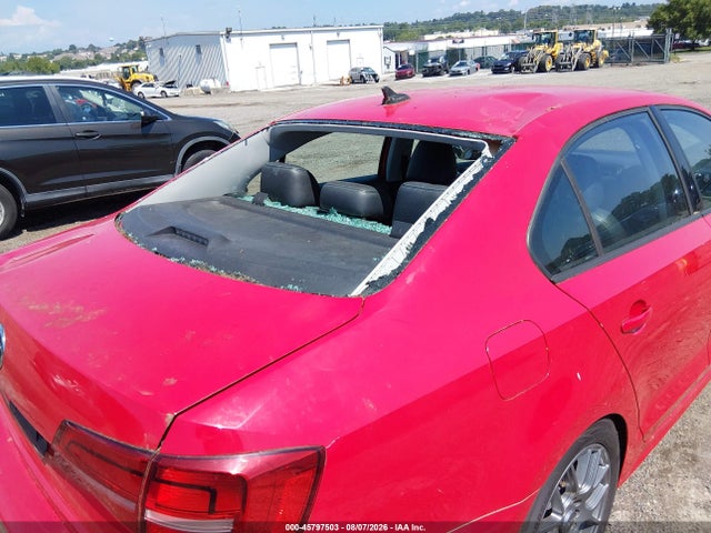 45797503 :رقم المزاد ، 3VWD17AJ9FM233098 vin ، 2015 Volkswagen Jetta 1.8t Se مزاد بيع