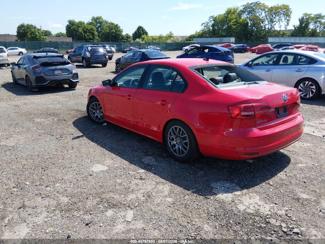 45797503 :رقم المزاد ، 3VWD17AJ9FM233098 vin ، 2015 Volkswagen Jetta 1.8t Se مزاد بيع