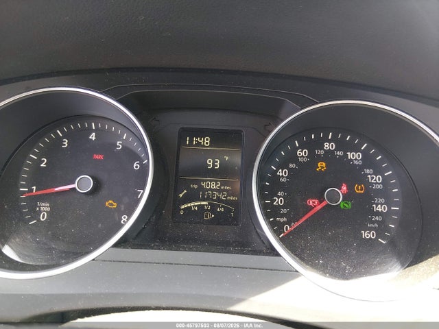 45797503 :رقم المزاد ، 3VWD17AJ9FM233098 vin ، 2015 Volkswagen Jetta 1.8t Se مزاد بيع