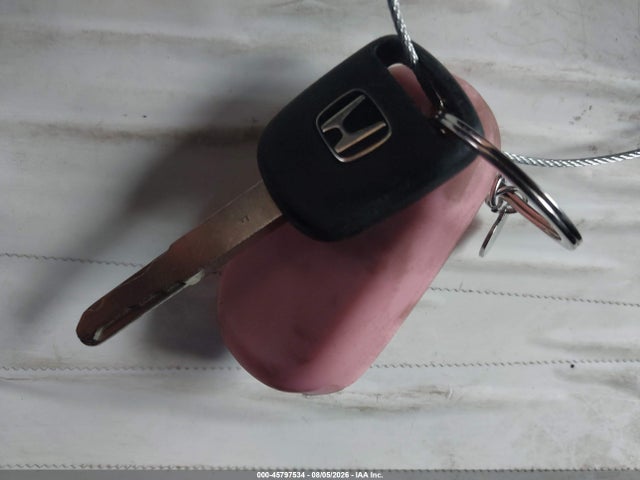 Продаж на аукціоні авто 2004 Honda Civic Lx, vin: 2HGES165X4H608846, номер лоту: 45797534