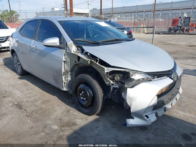 Toyota Corolla Xle 2017 5YFBURHE3HP604371 головне зображення
