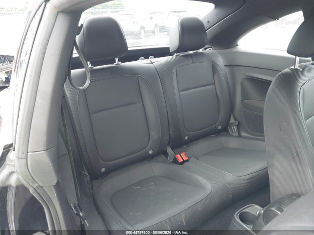 2016 Volkswagen Beetle 1.8t Wolfsburg Edition მანქანა იყიდება აუქციონზე, vin: 3VWF17AT6GM604097, აუქციონის ნომერი: 45797600