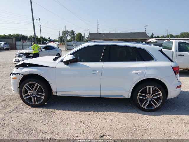 Продаж на аукціоні авто 2018 Audi Q5 2.0t Premium/2.0t Tech Premium, vin: WA1BNAFY9J2139041, номер лоту: 45797619