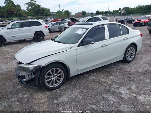 Продажа на аукционе авто 2017 Bmw 320i, vin: WBA8E1G54HNU14275, номер лота: 45797640