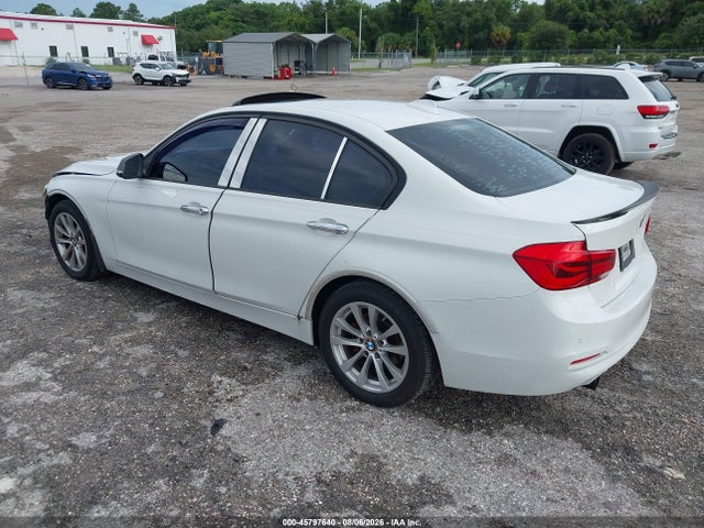 Продажа на аукционе авто 2017 Bmw 320i, vin: WBA8E1G54HNU14275, номер лота: 45797640