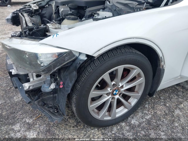 Продажа на аукционе авто 2017 Bmw 320i, vin: WBA8E1G54HNU14275, номер лота: 45797640