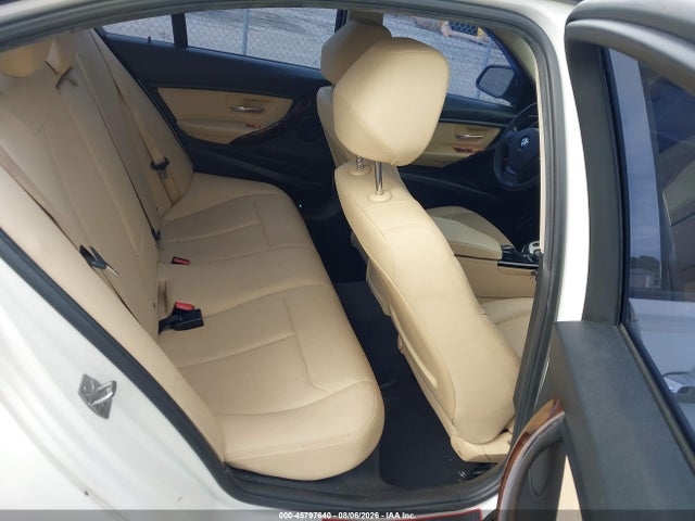 Продажа на аукционе авто 2017 Bmw 320i, vin: WBA8E1G54HNU14275, номер лота: 45797640