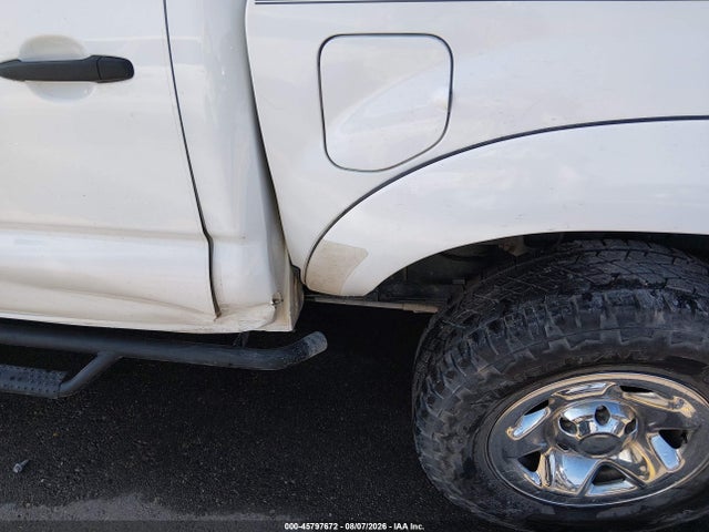 Aukcja sprzedaży 2015 Toyota Tacoma Prerunner V6, vin: 5TFJU4GN2FX064915, numer aukcji: 45797672