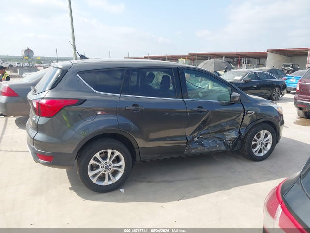 Продажа на аукционе авто 2019 Ford Escape Se, vin: 1FMCU0GD7KUC35481, номер лота: 45797741