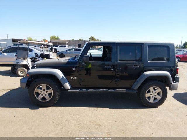 2008 Jeep Wrangler Unlimited X მანქანა იყიდება აუქციონზე, vin: 1J4GA39138L584889, აუქციონის ნომერი: 45797782